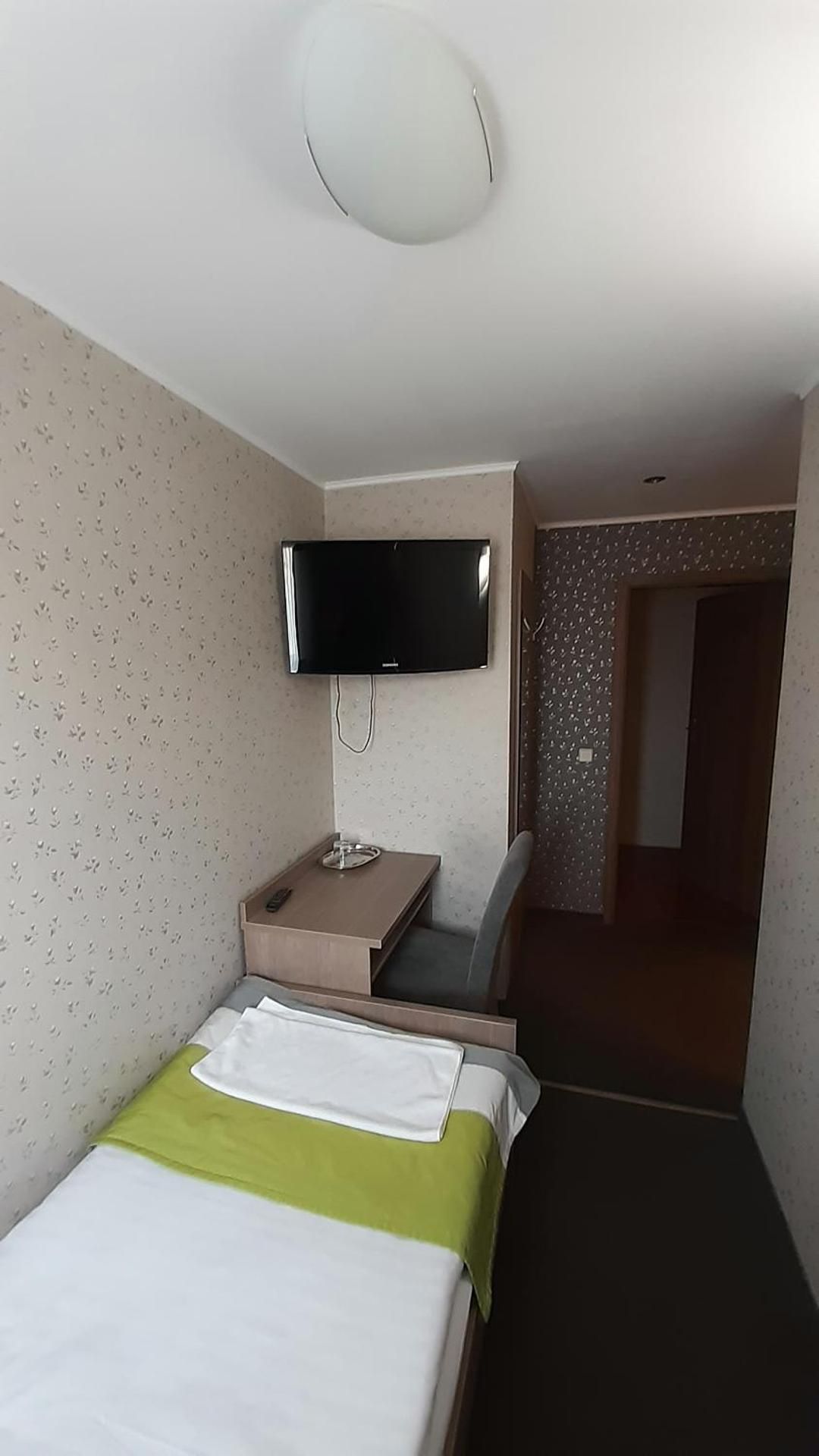 Single Room With Private Bathroom