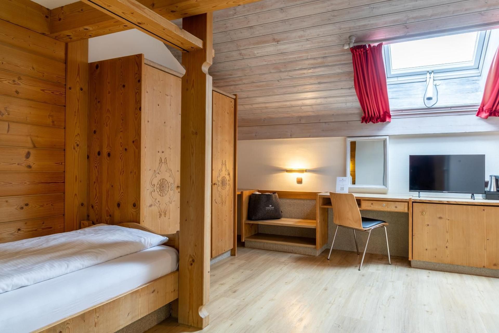 Standard Single Room