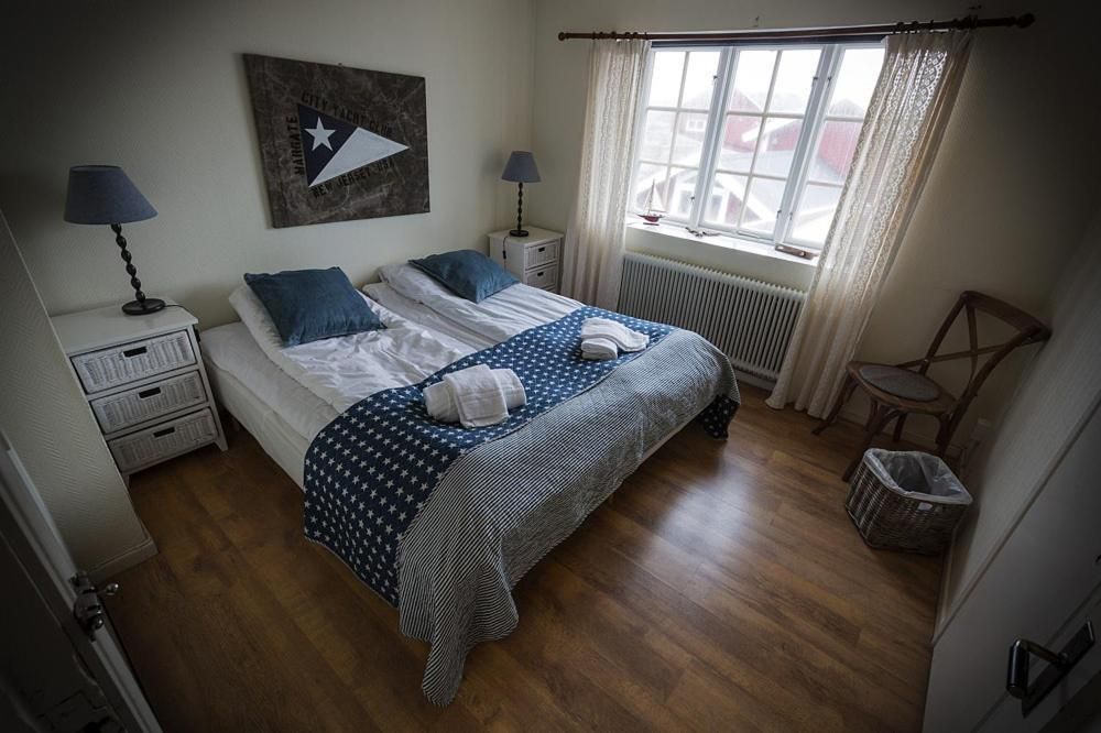 Twin Room with Shared Bathroom