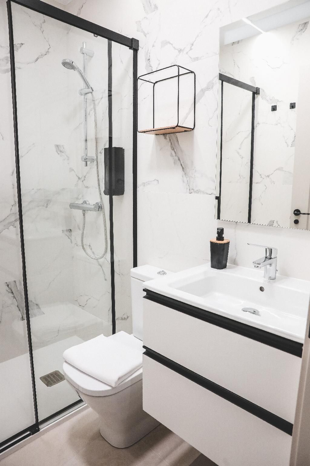 Casa San Juan - Habitaciones privadas Logrono Classic Double or Twin 3