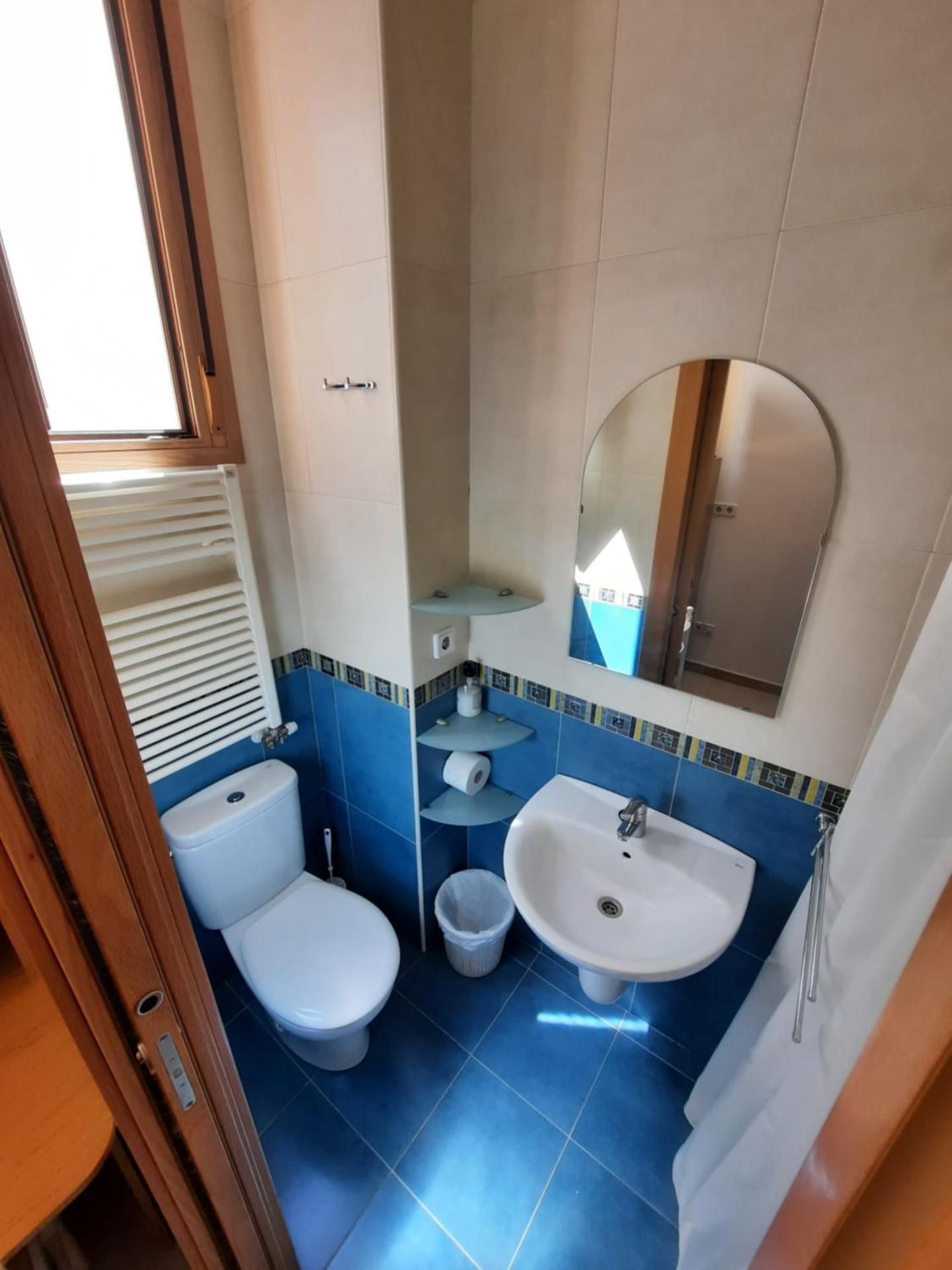 Twin Room with Private Bathroom