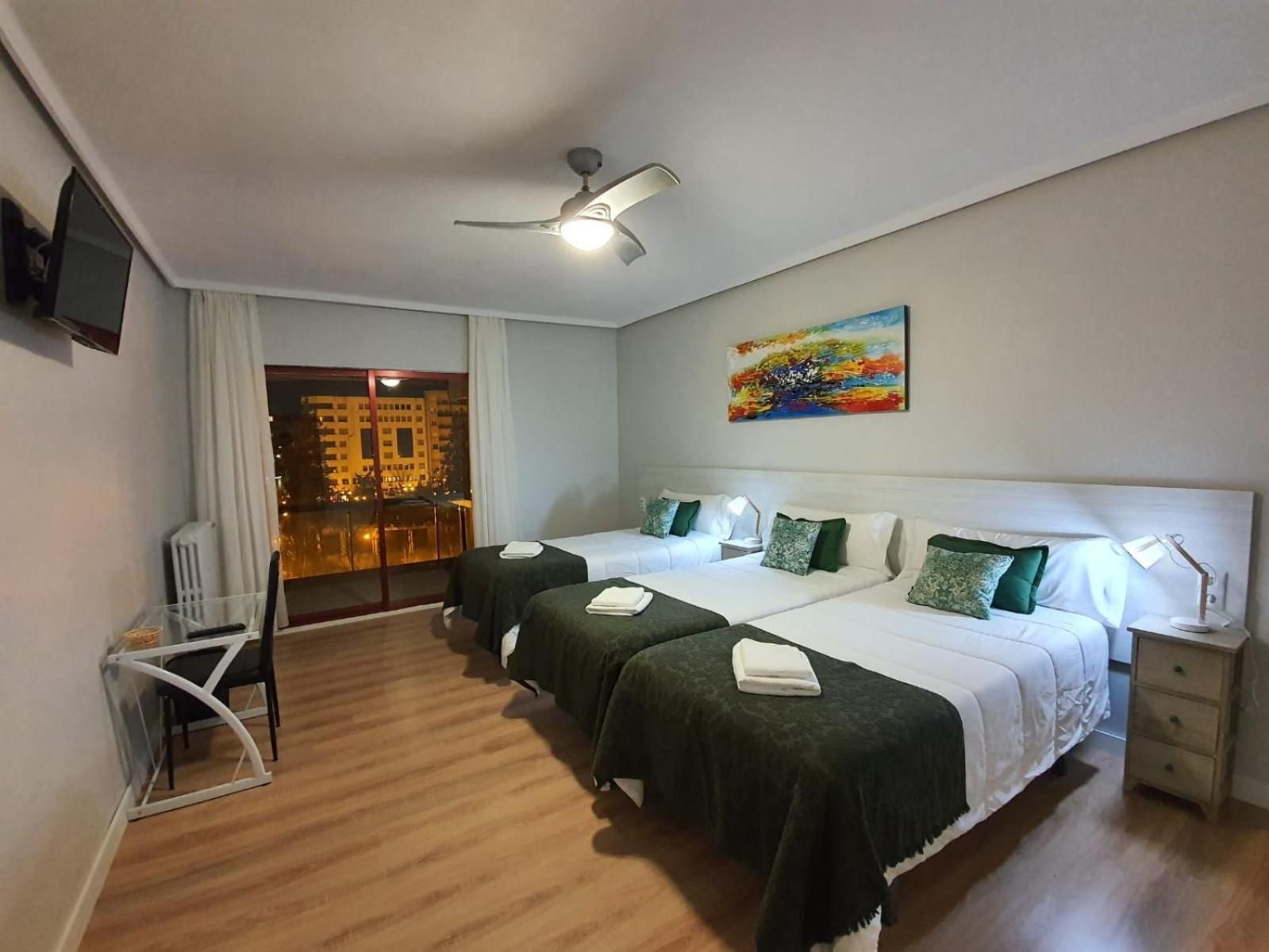 Triple Room with Private Bathroom
