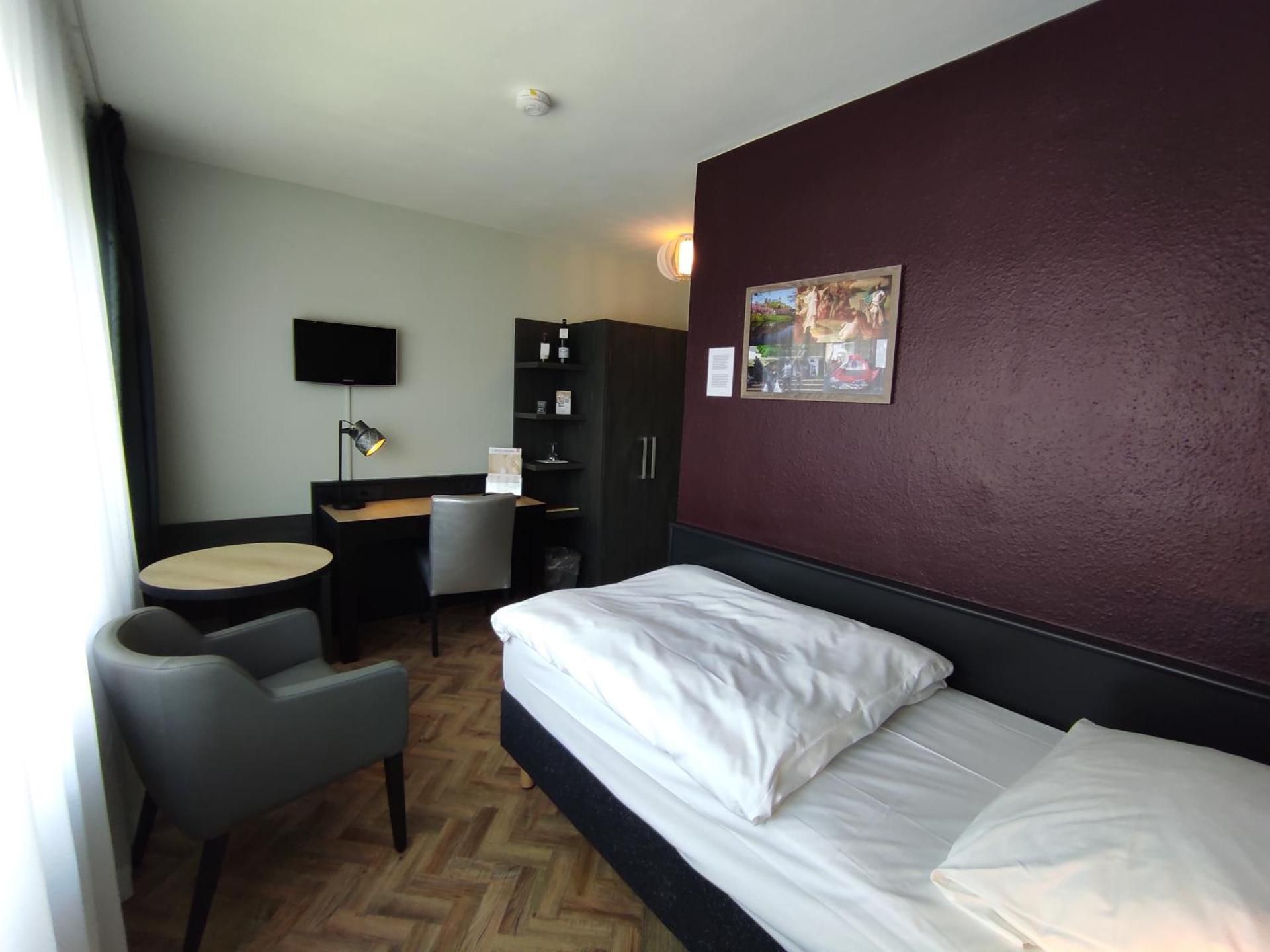 Superior Single Room
