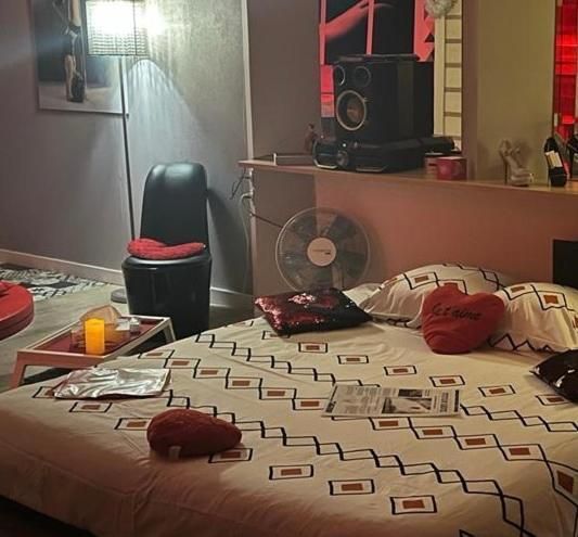 Studio with Spa Bath
