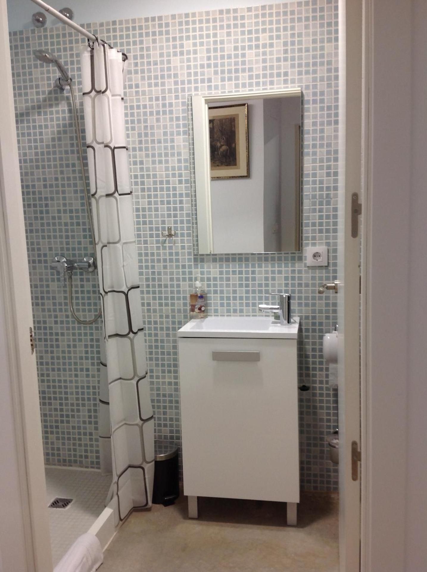 Triple Room with Private Bathroom
