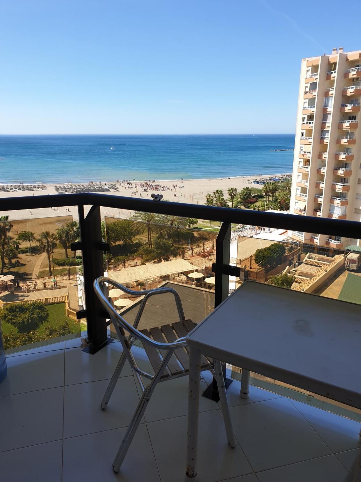  One Bedroom Apartment with Lateral Sea View