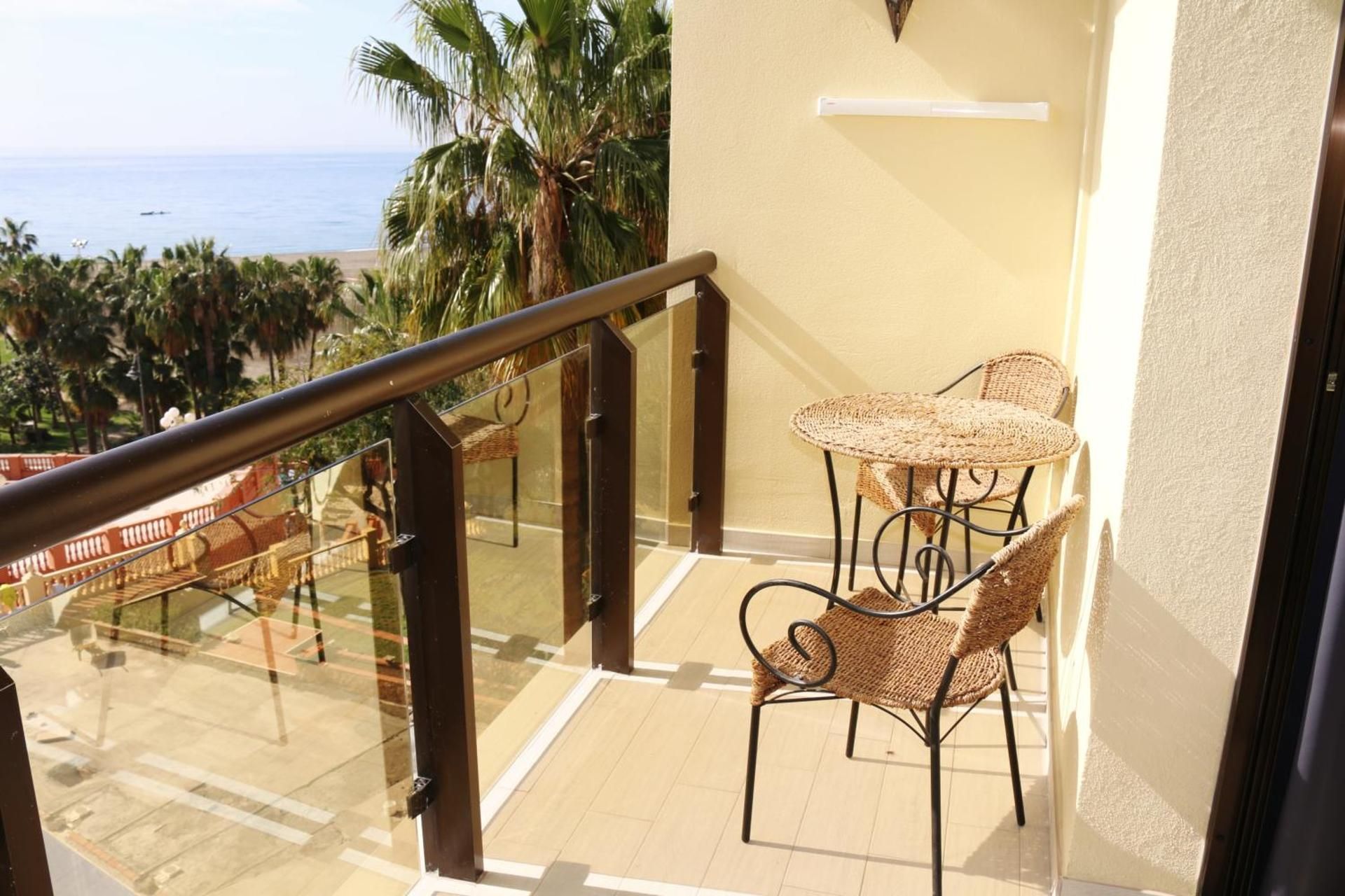Studio with Sea View