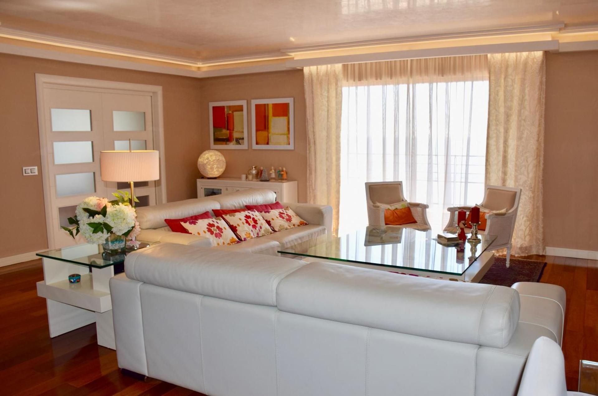 Presidential Suite (5 Adults)