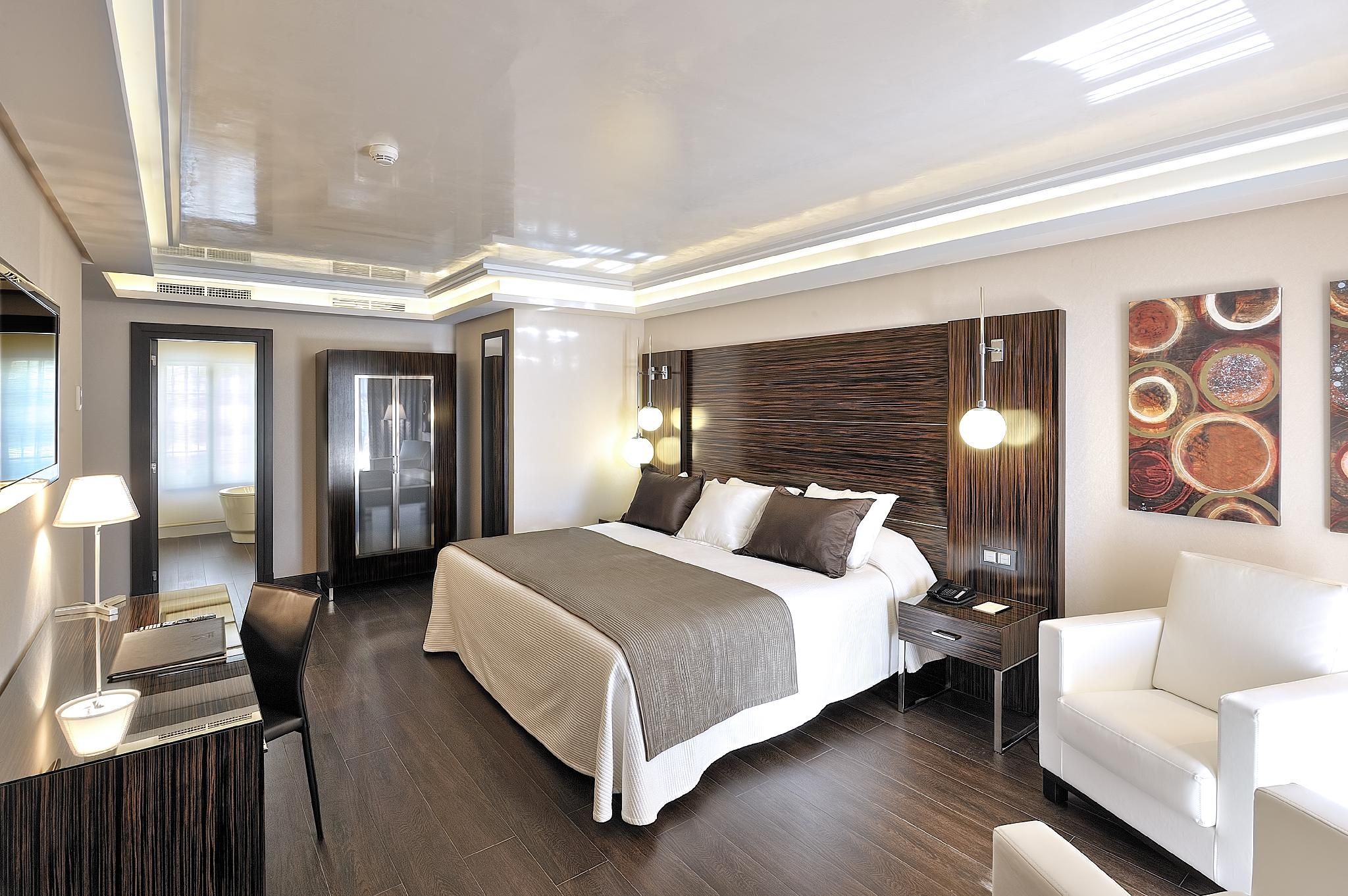 Double Room for 2 Adults and 1 Child