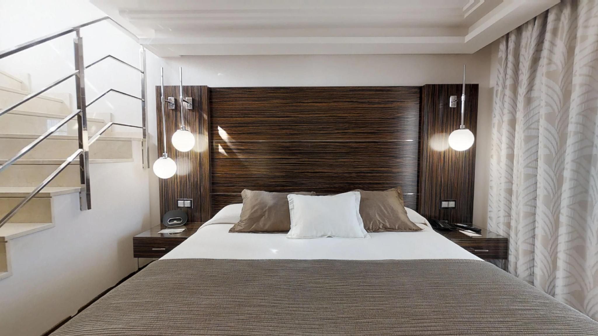 Duplex Suite 3 Adults and 1 Child