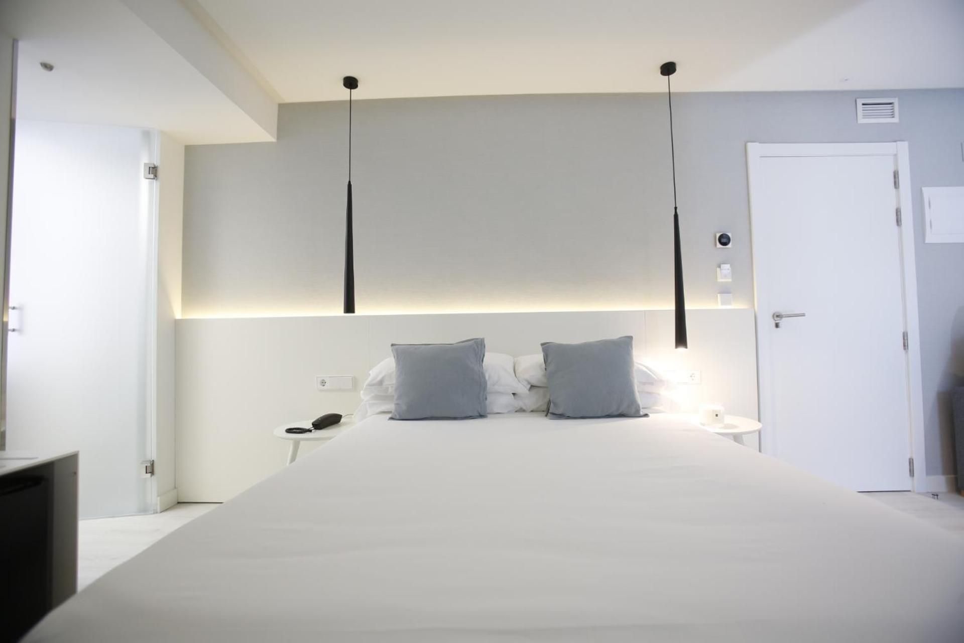 Premium Double with Frontal Sea View