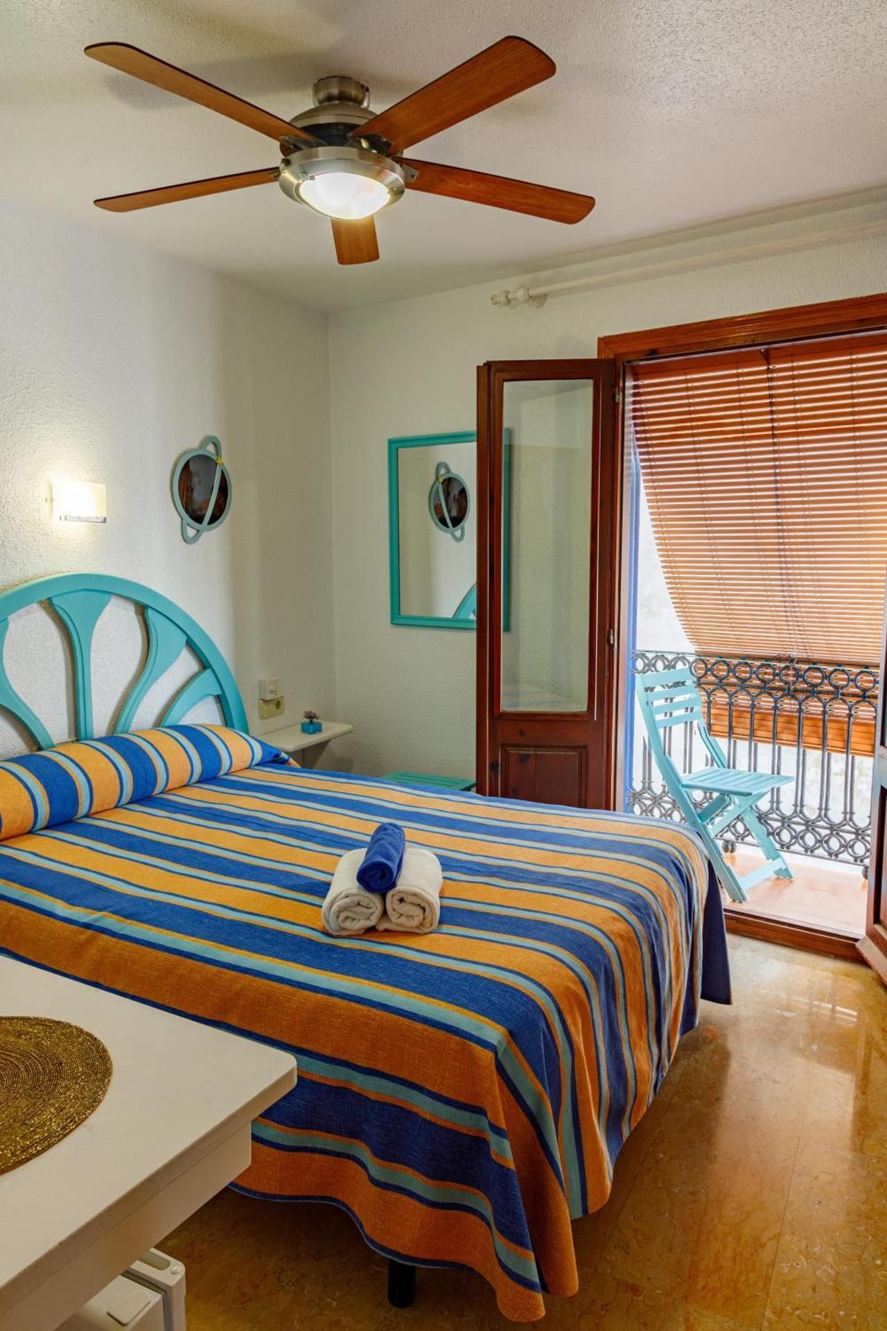 Double Room with Partial Sea View