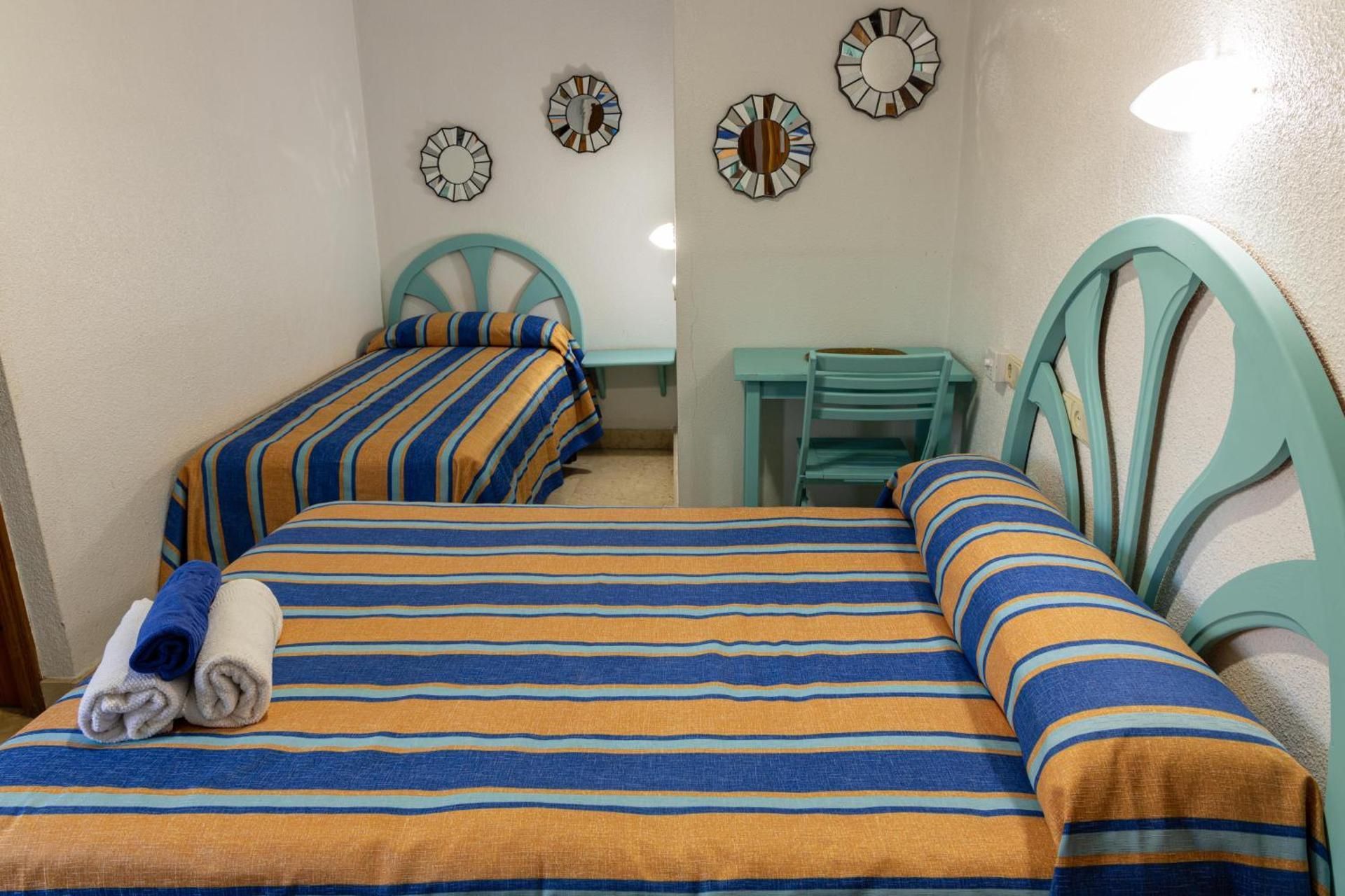 Basic Triple Room