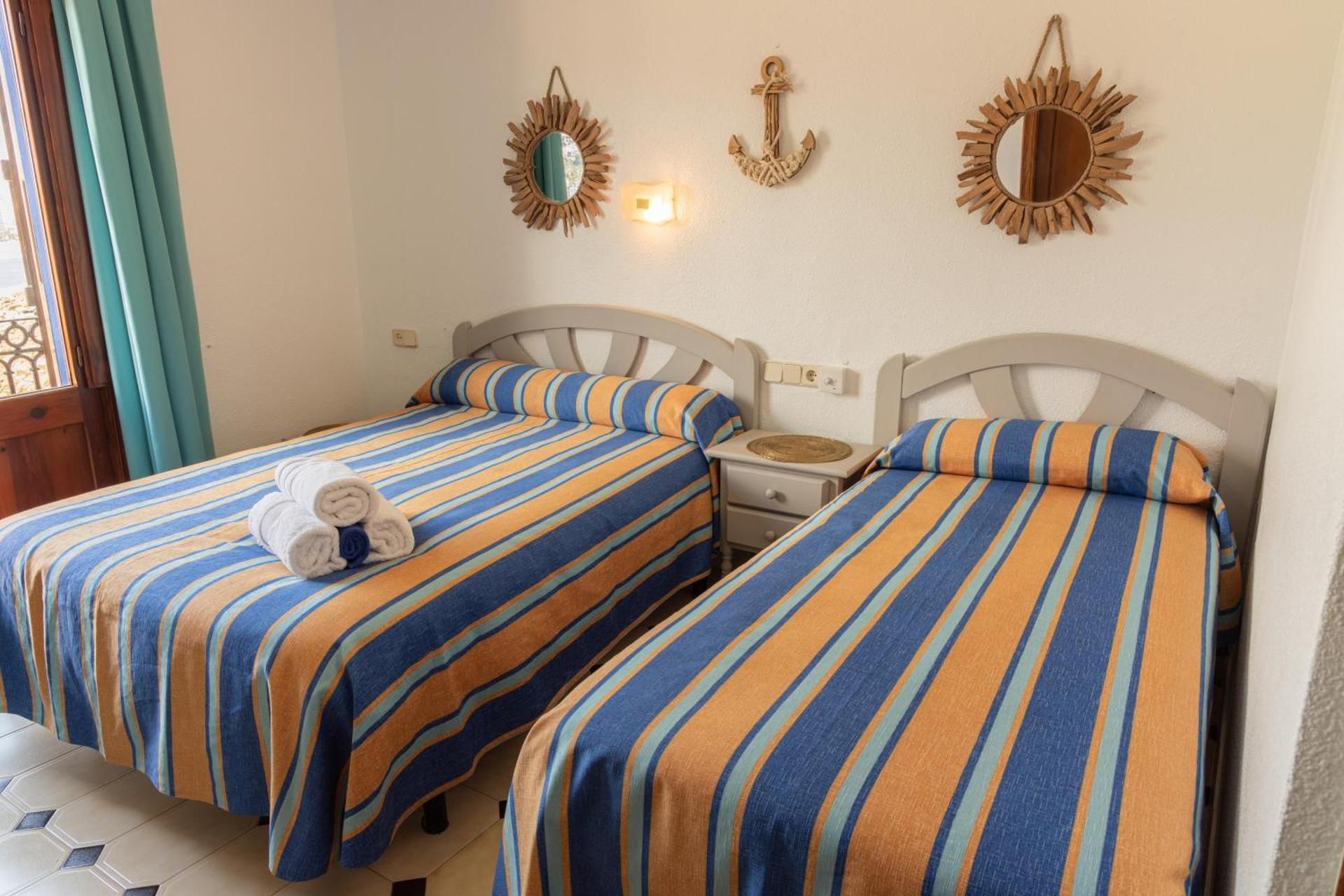 Triple Room with Sea View