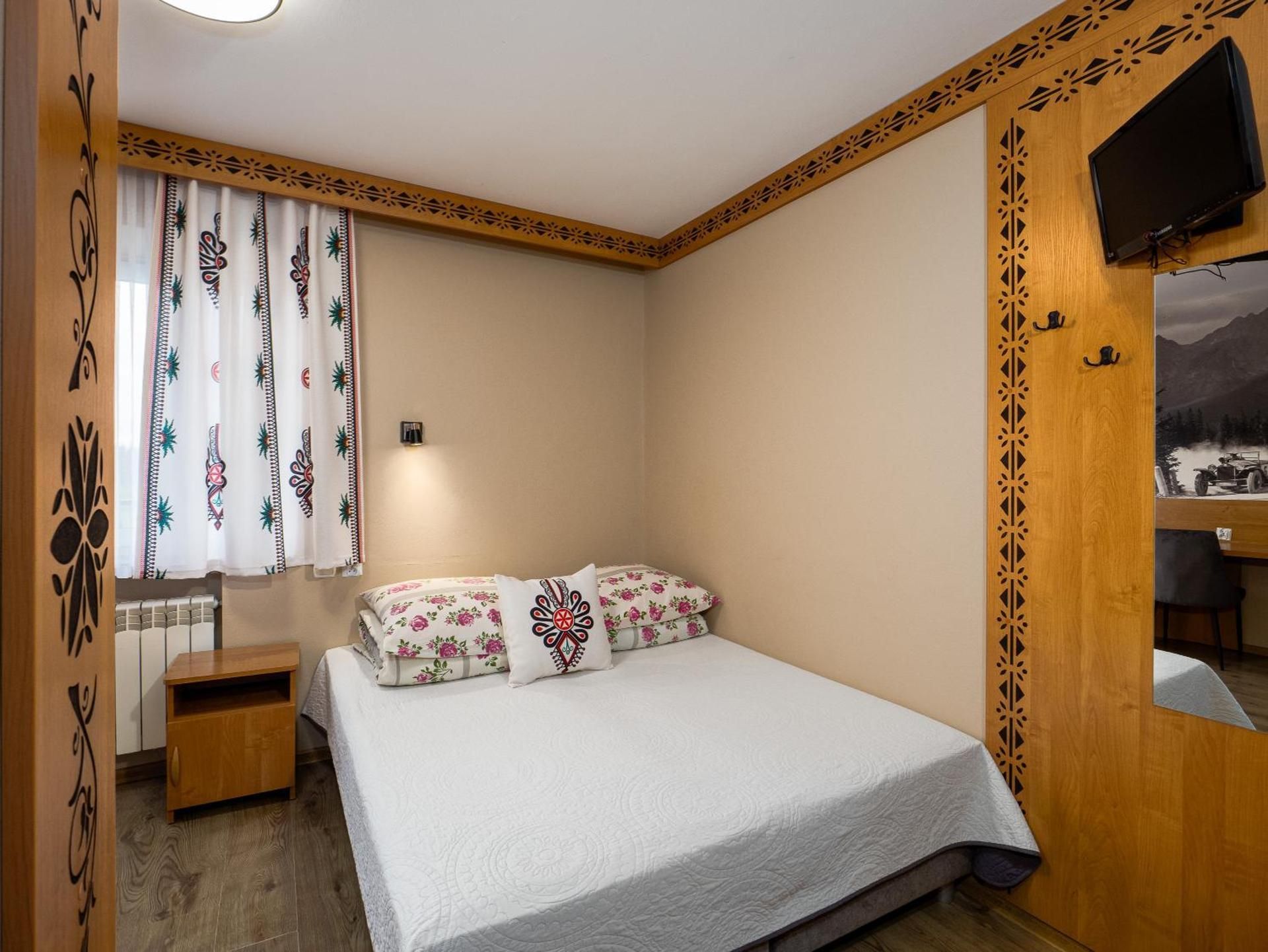 Double Room with Mountain View