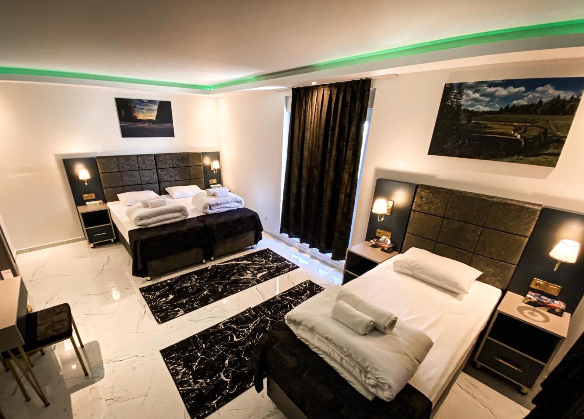 Triple Room with Shared Bathroom