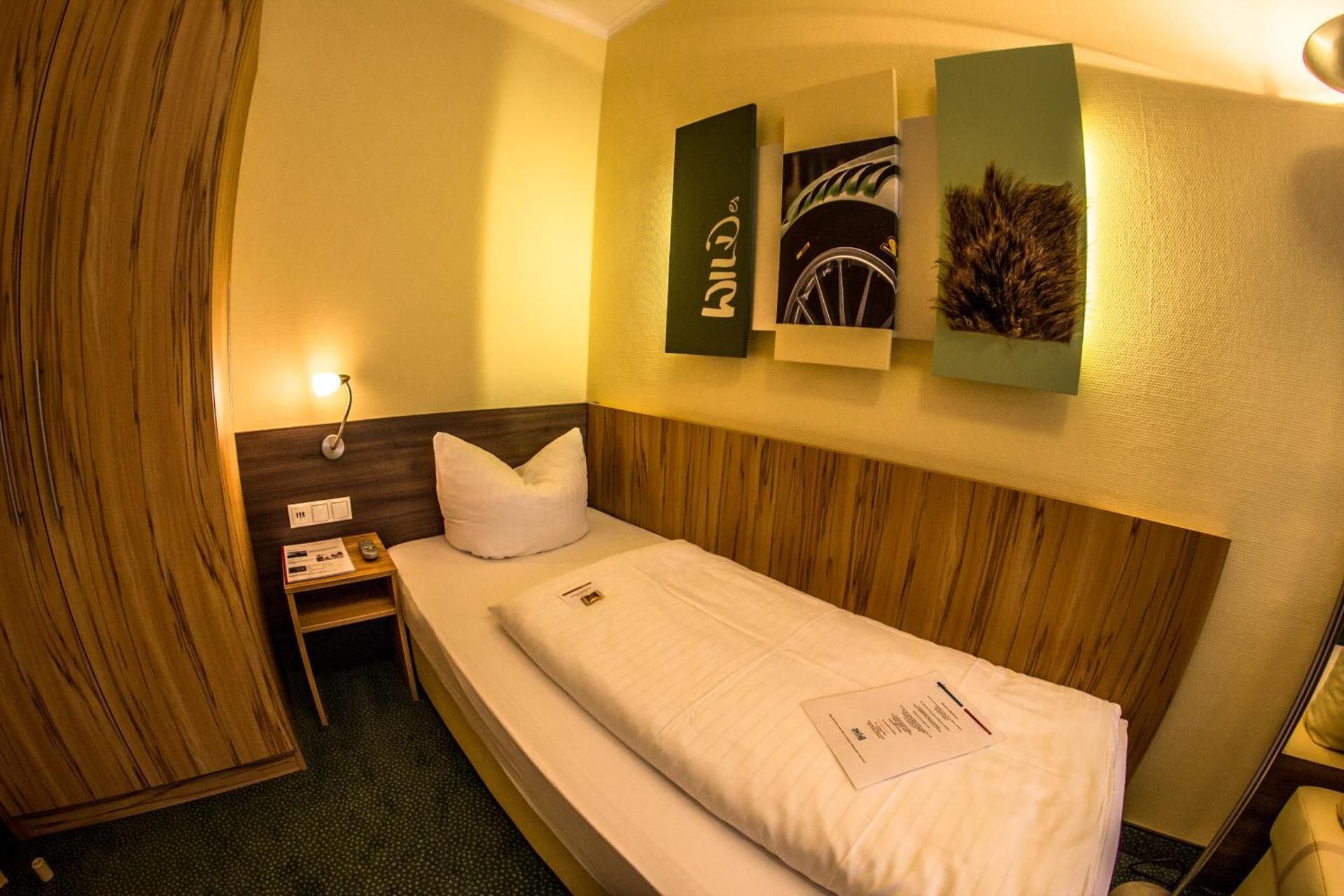 Standard Single Room with Shower