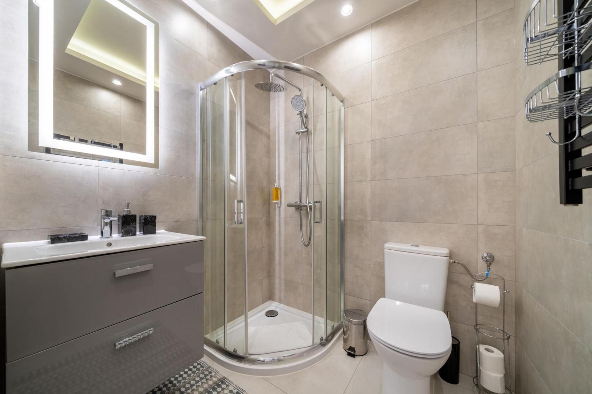 One-Bedroom Standard Apartment