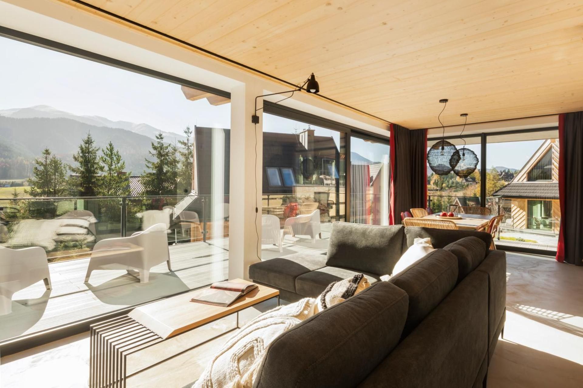 Deluxe Chalet with Sauna, jacuzzi and Mountain View no. 3