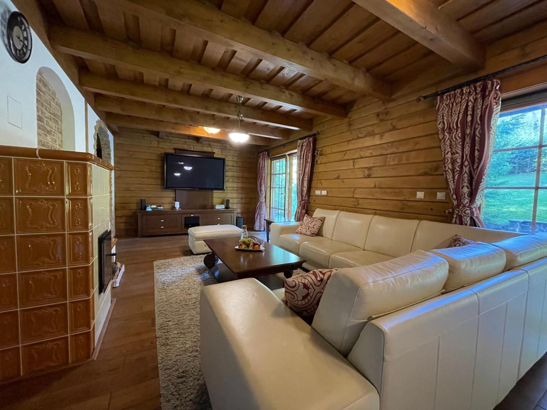 Apartment Executive with 4 Bedrooms