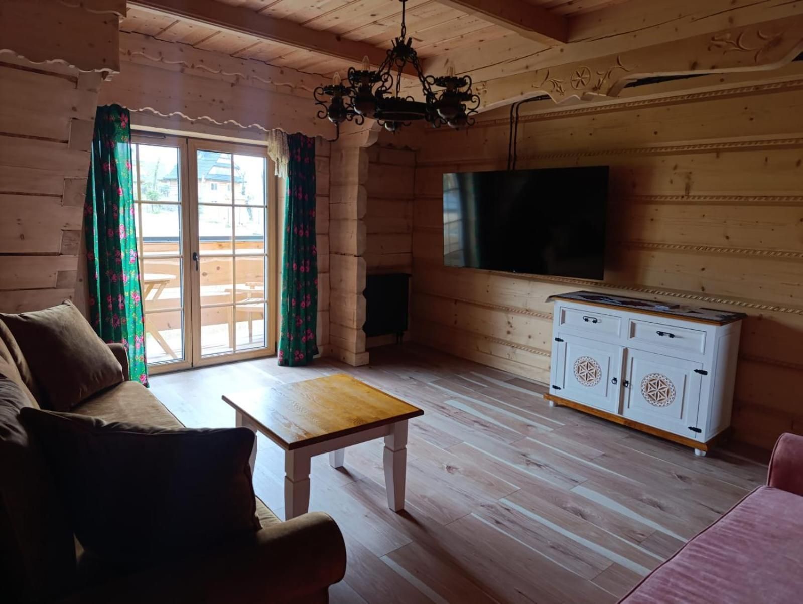 One-Bedroom Standard Apartment