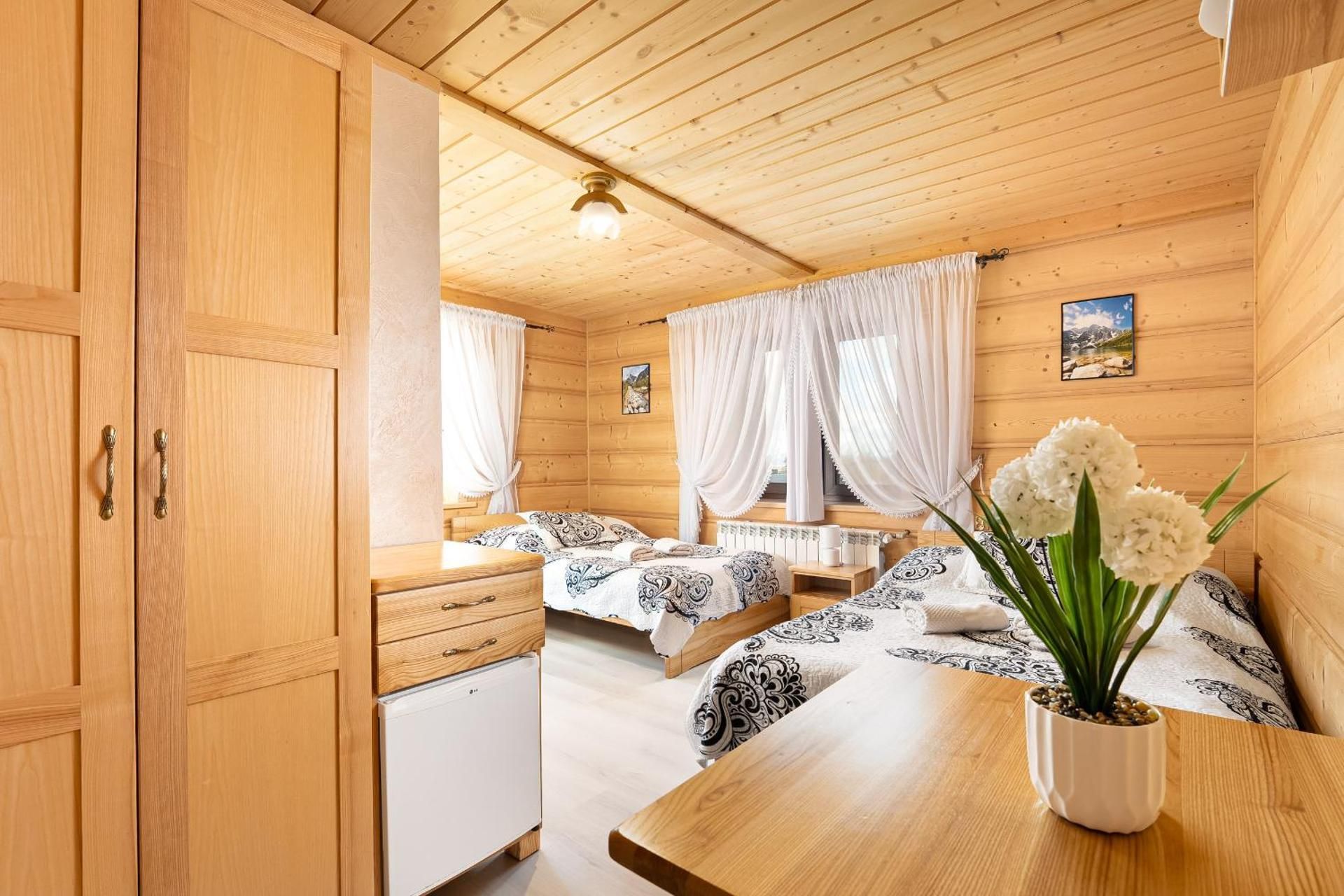 Quadruple Room with Private Bathroom