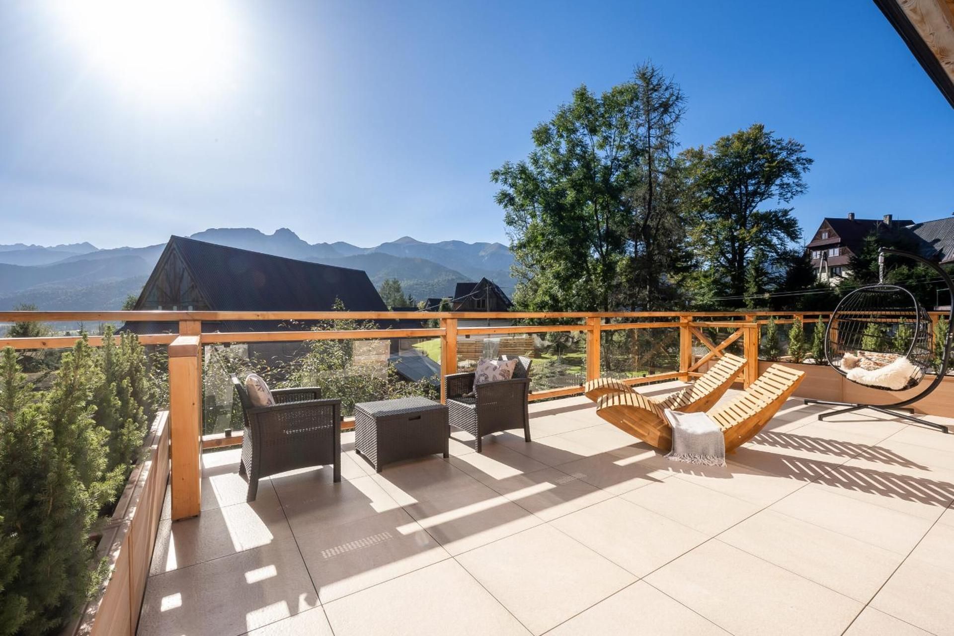 Apartment with Terrace