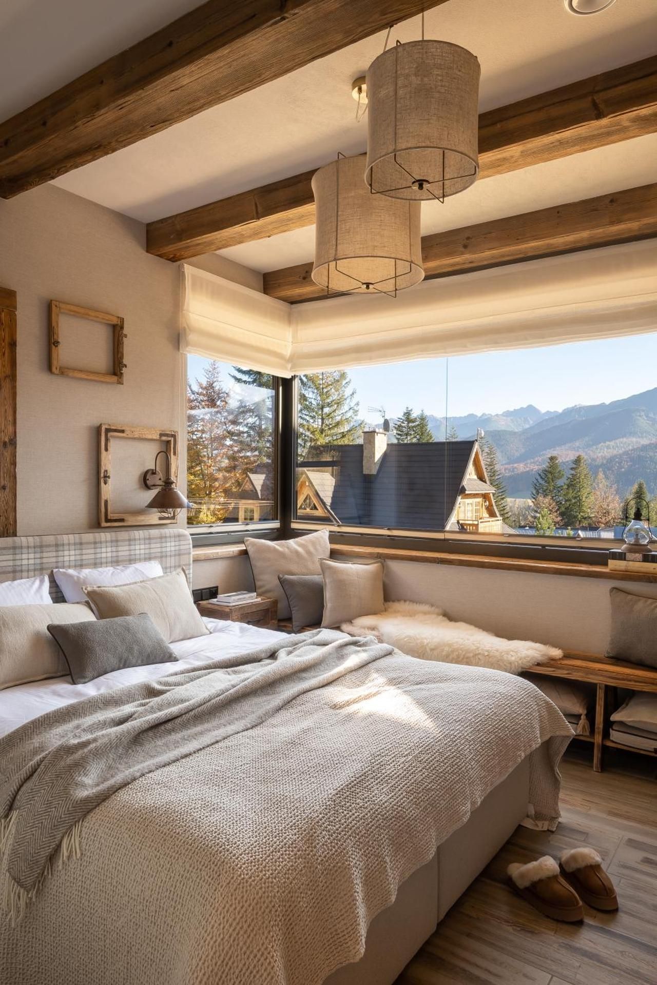 Double Room with Mountain View
