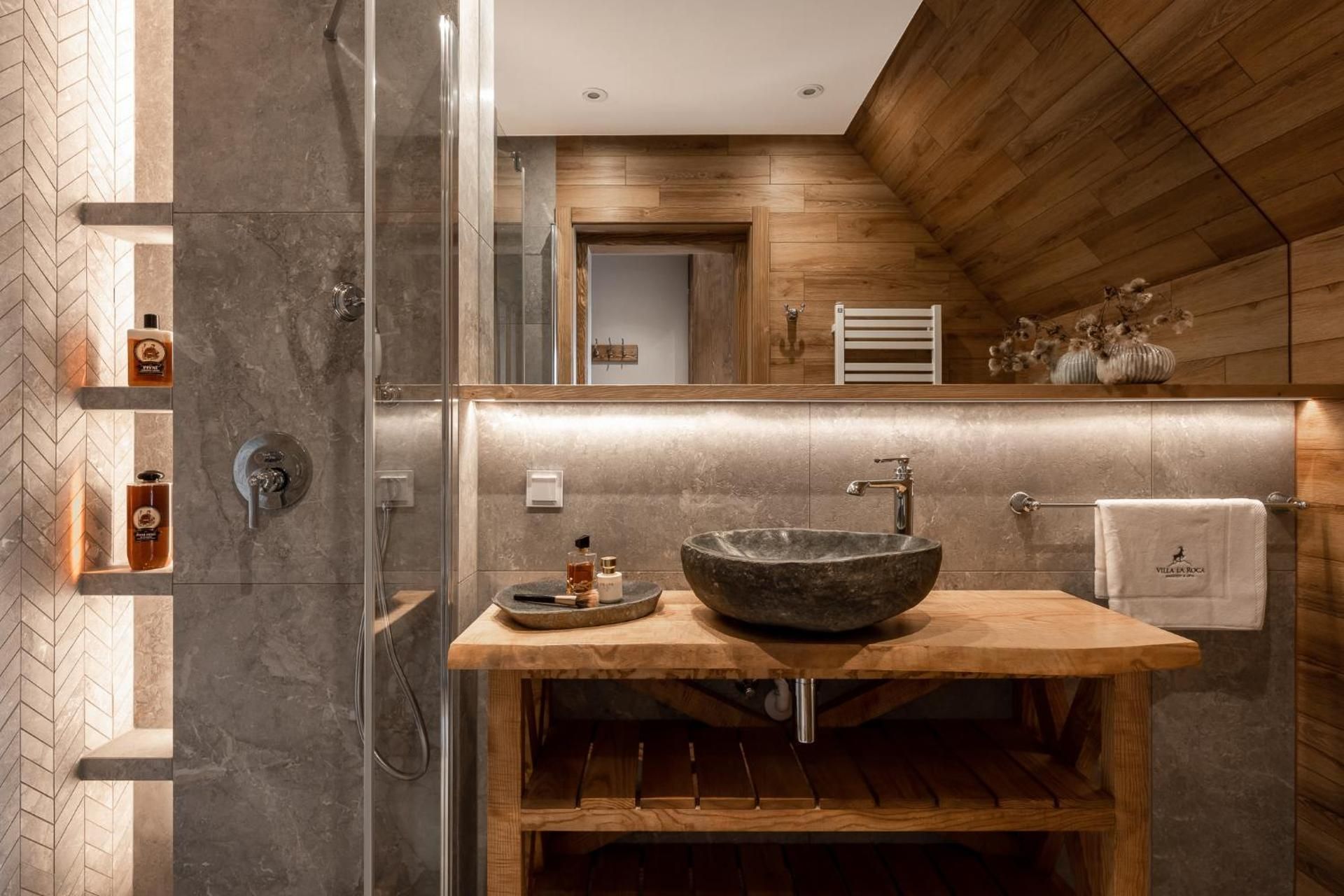 Deluxe Double Room with Bath
