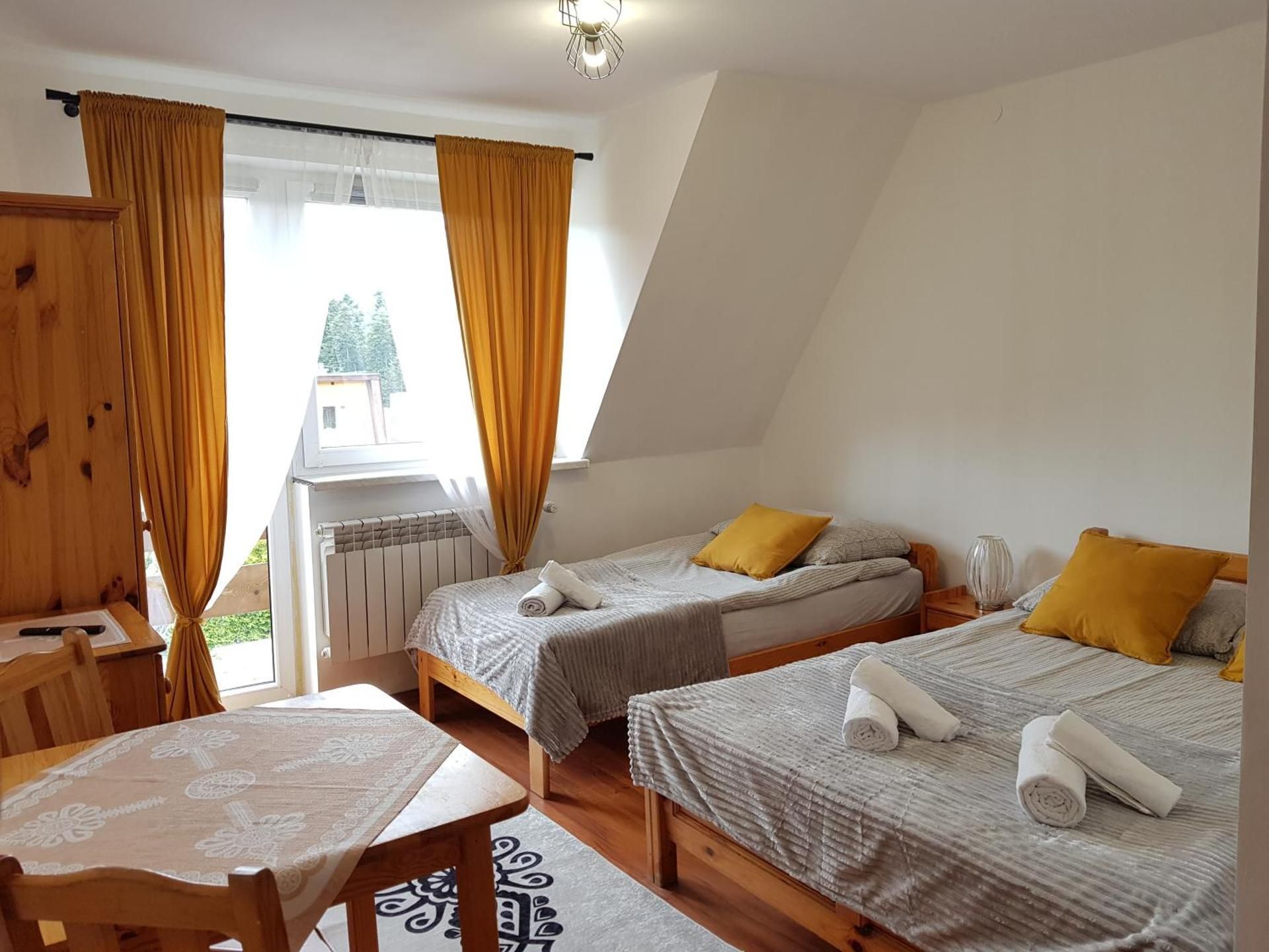 Triple Room with Mountain View