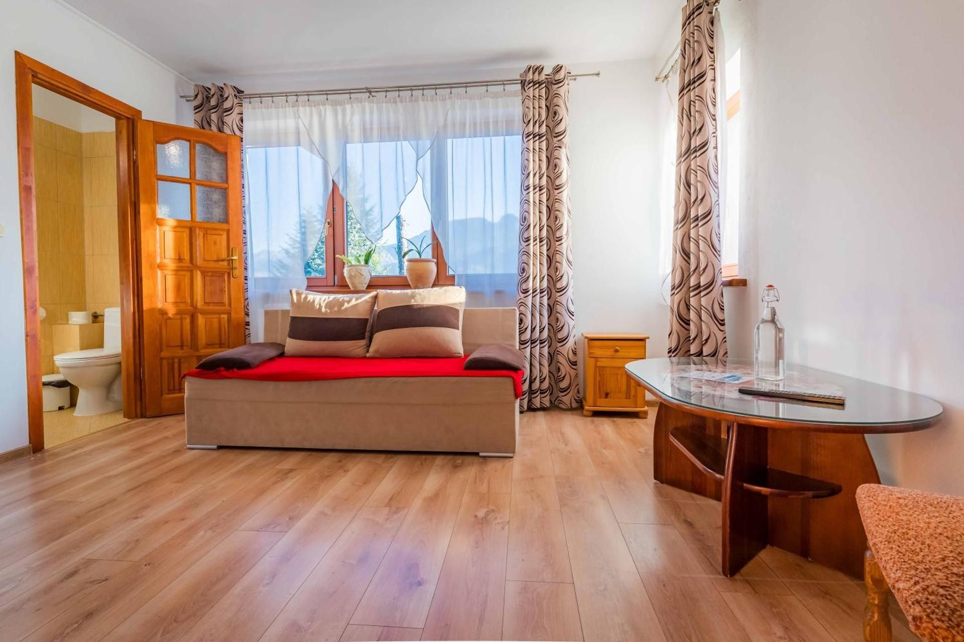 One-Bedroom Apartment with Balcony