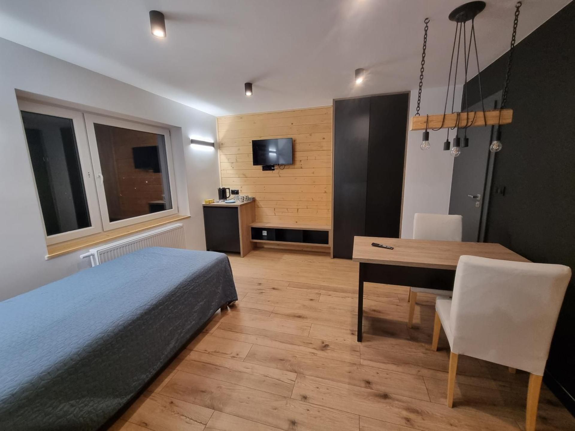 Quadruple Room with Terrace