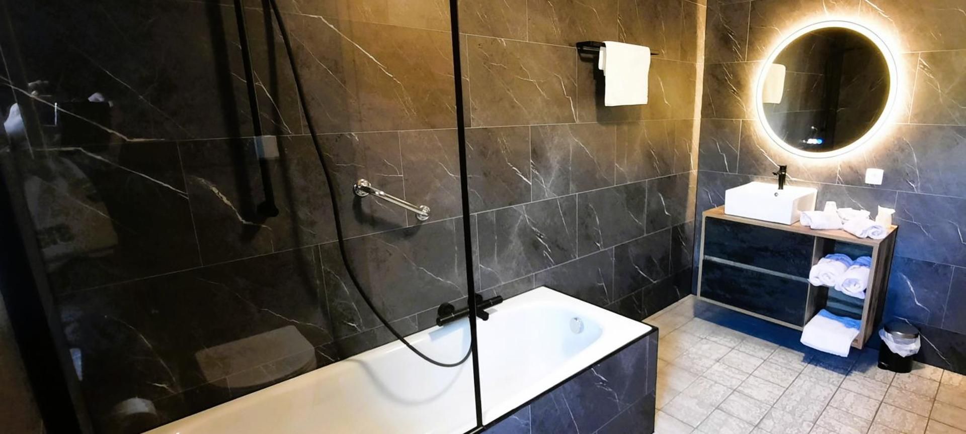 Double Room with Private Bathroom
