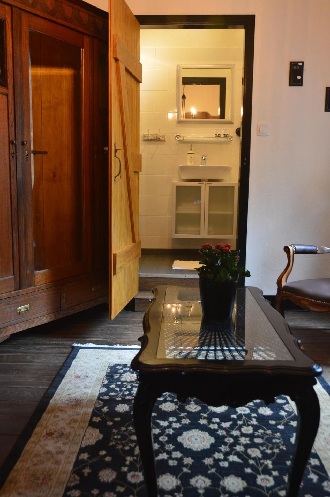 Large Double Room
