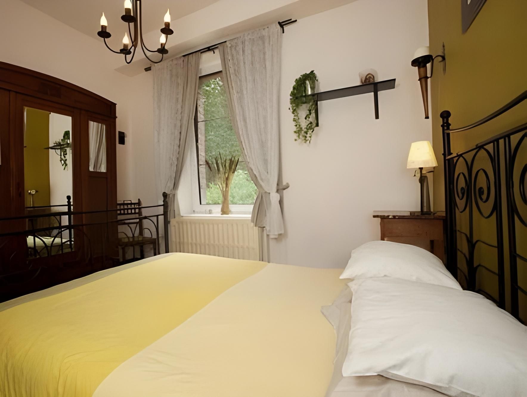 Small Double Room
