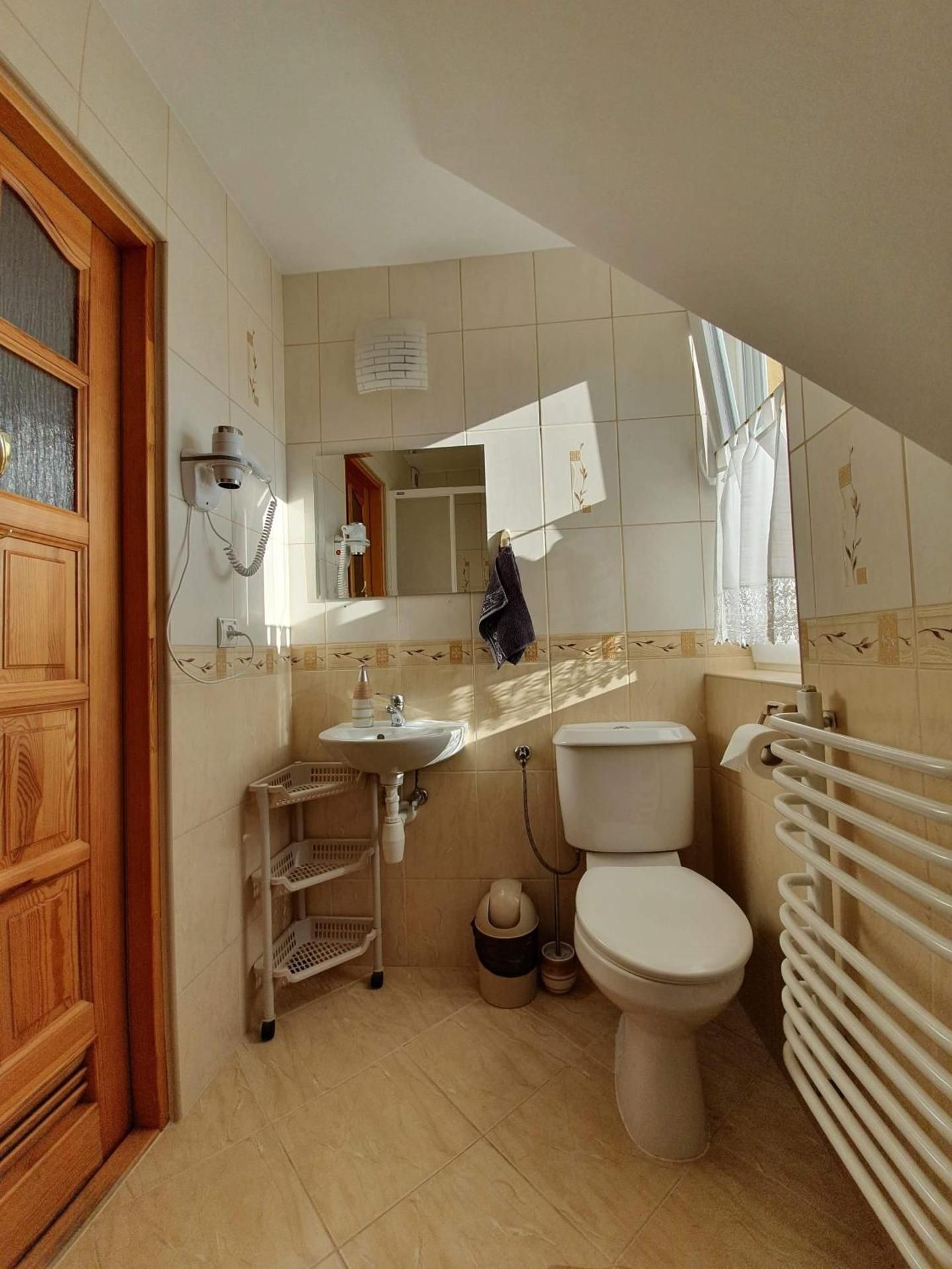 Quadruple Room with Private Bathroom