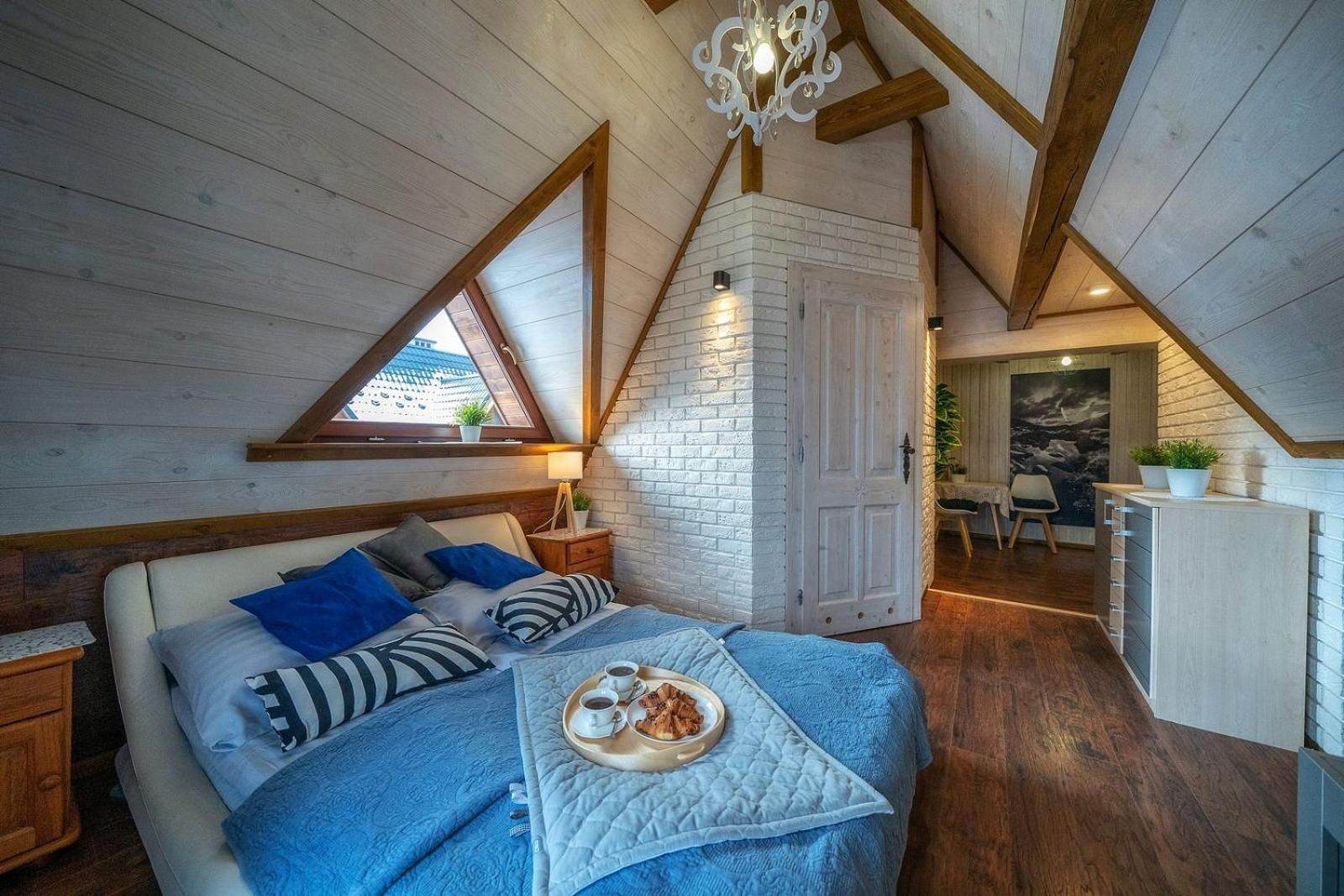 Triple Room with Mountain View