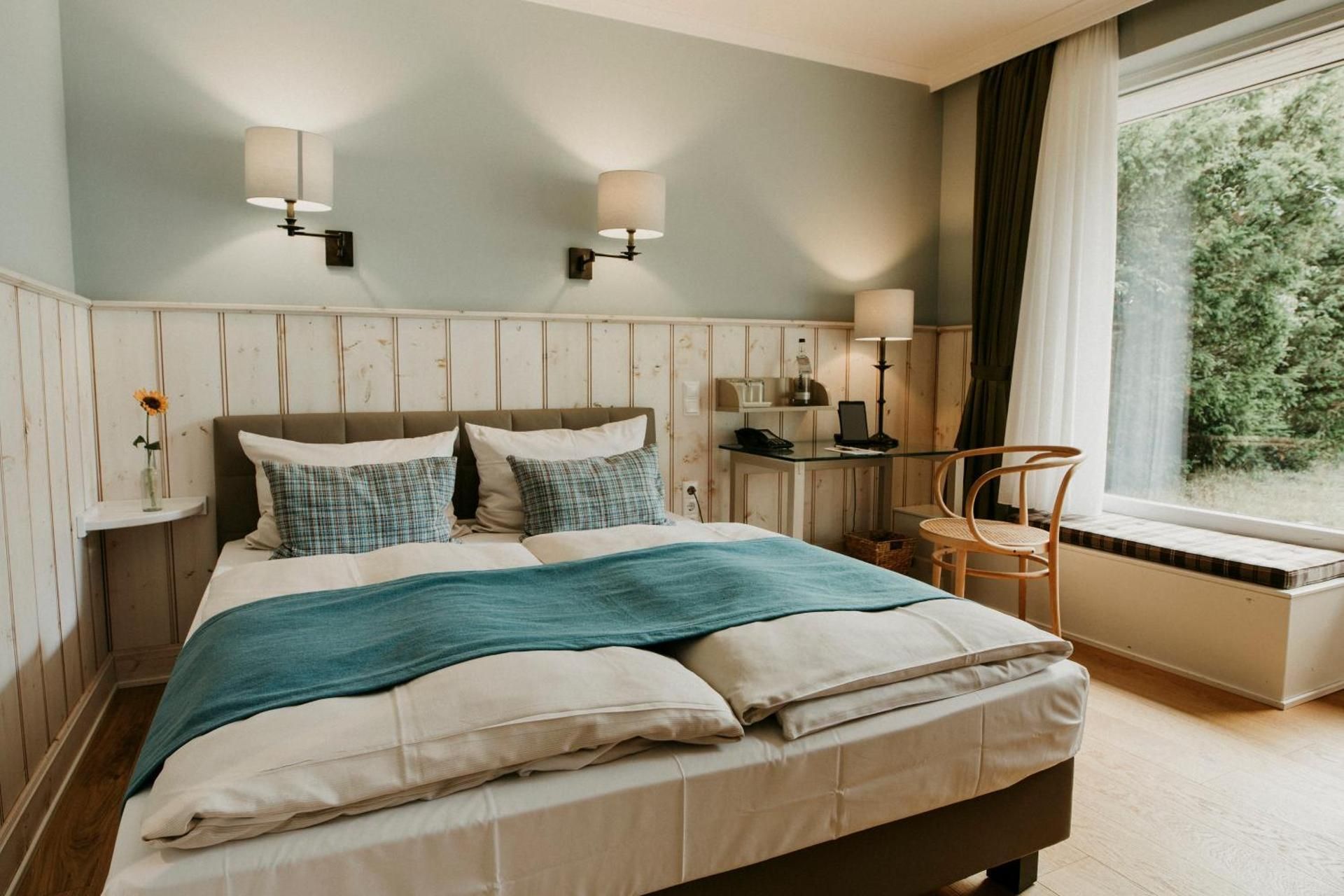 Standard Double Room with Garden View