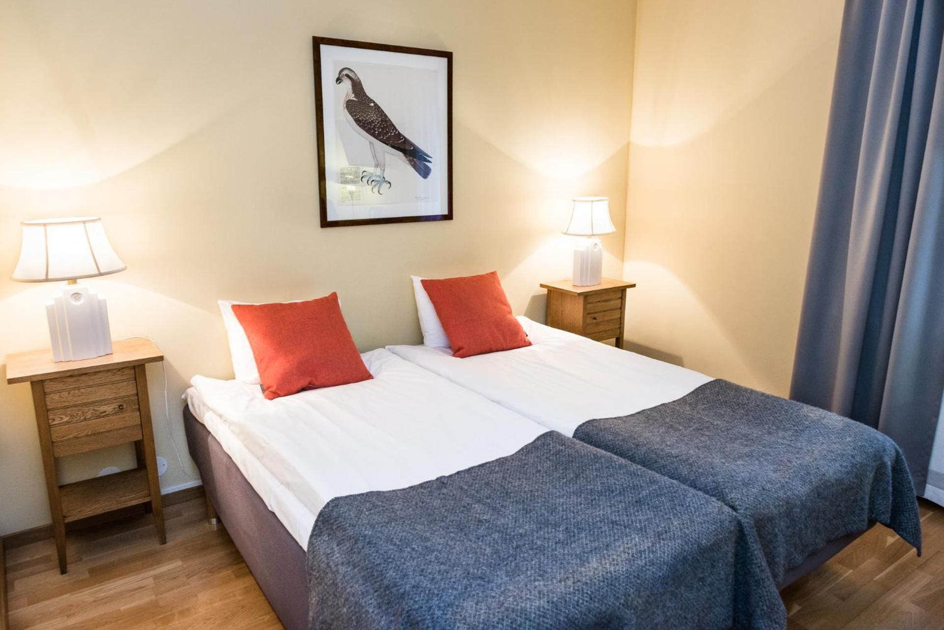 Deluxe Double Room (2 Adults + 1 Child)