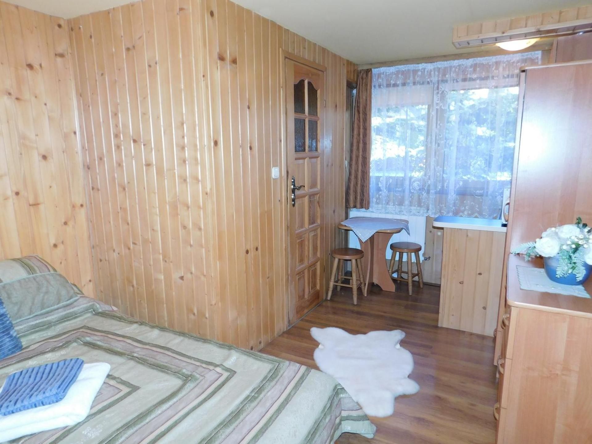 Twin Room with Bathroom