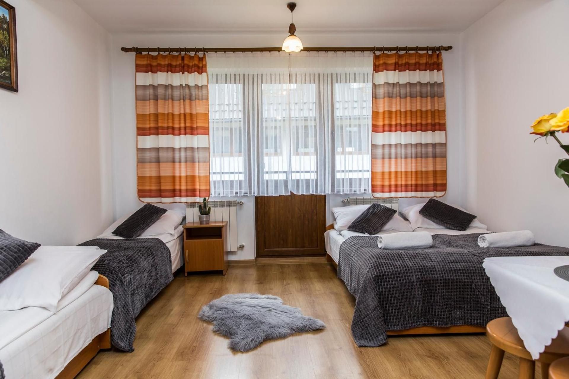 Quadruple Room with Private Bathroom