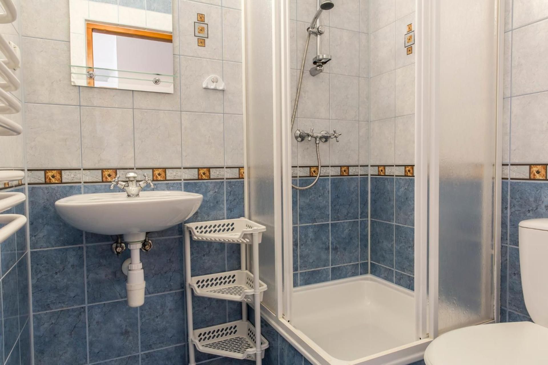 Single Room with Private External Bathroom