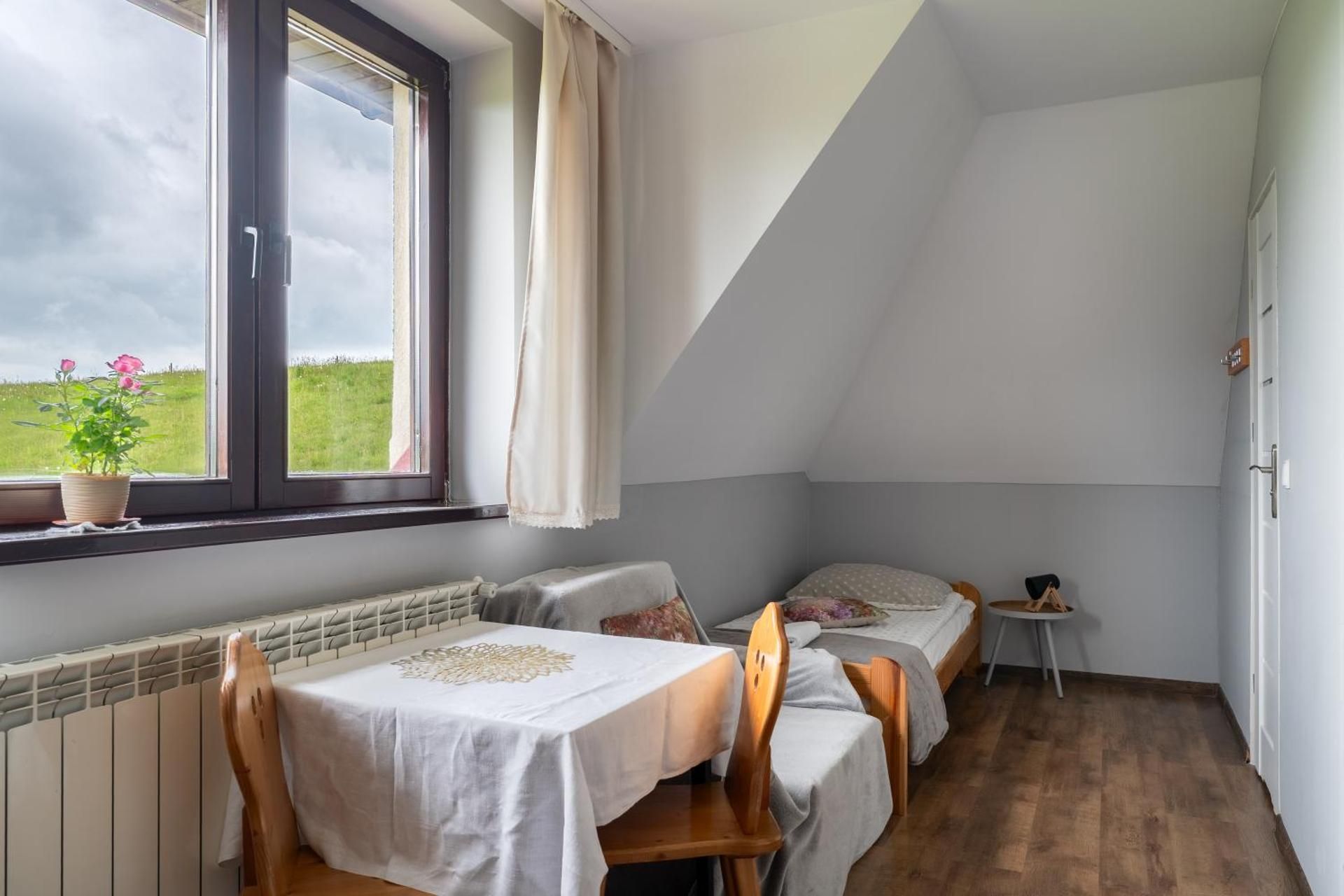 Triple Room with Private Bathroom