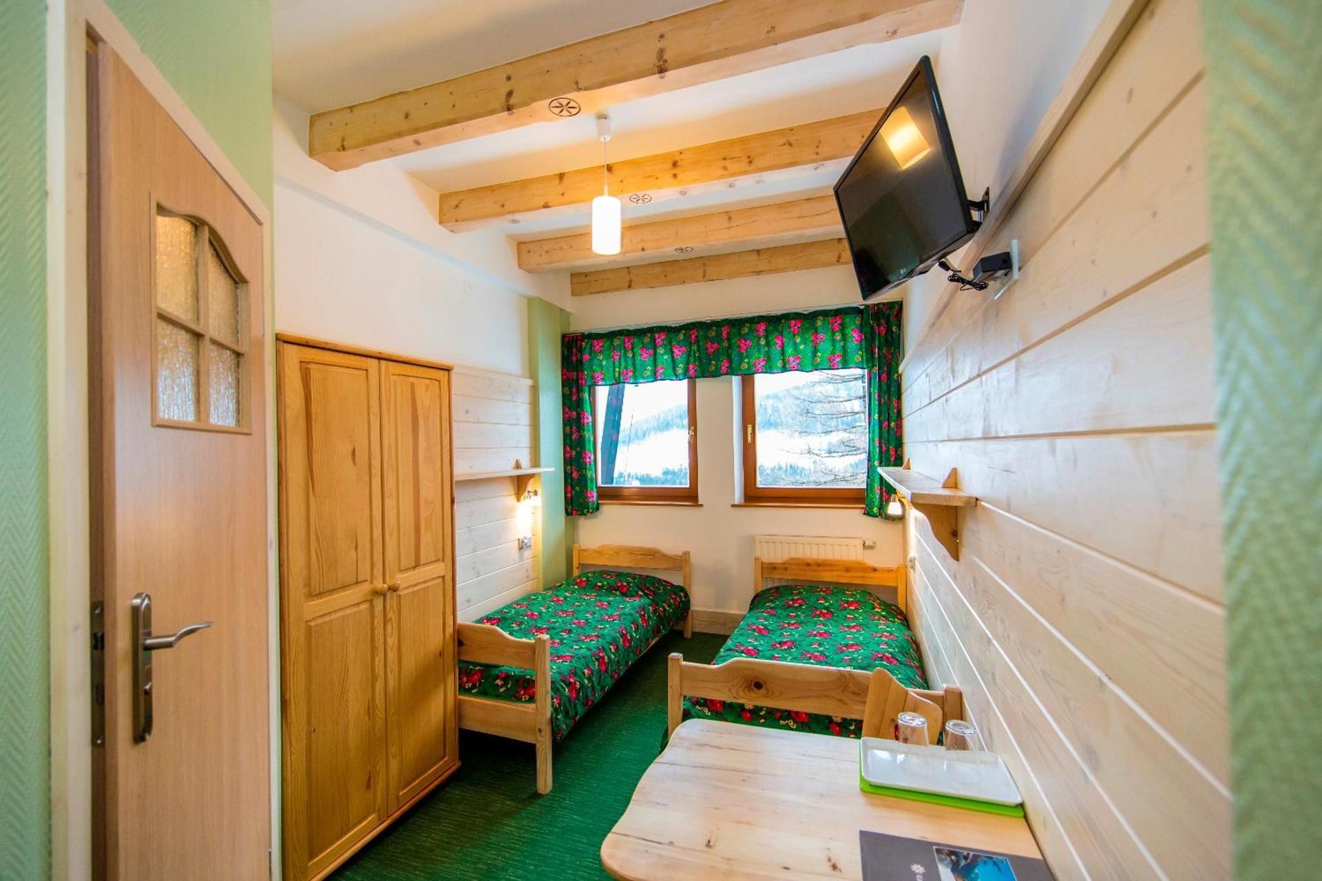 Twin Room with Mountain View