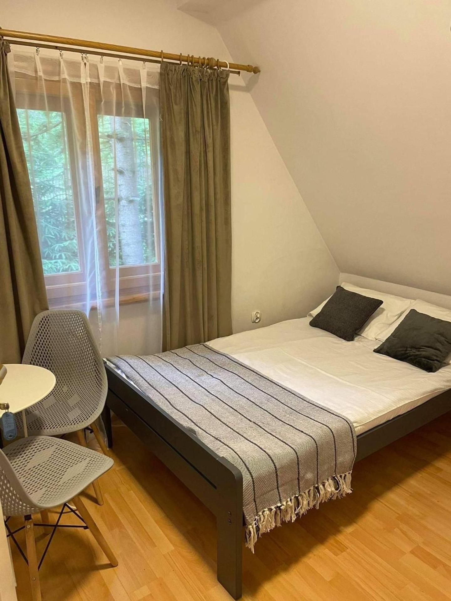 Economy Single Room