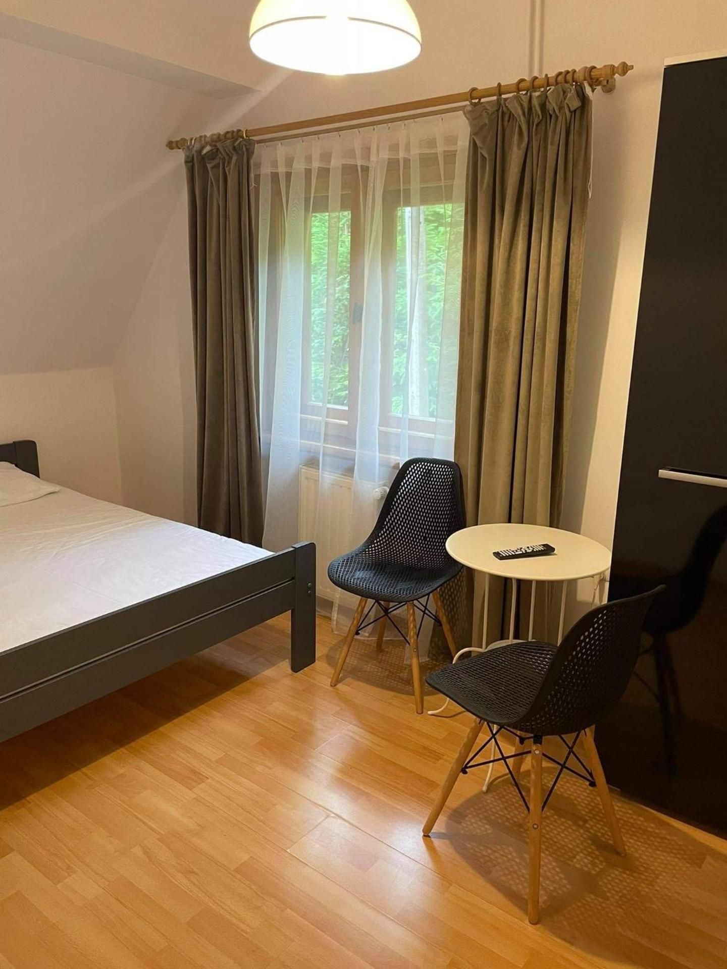Single Room with Private External Bathroom