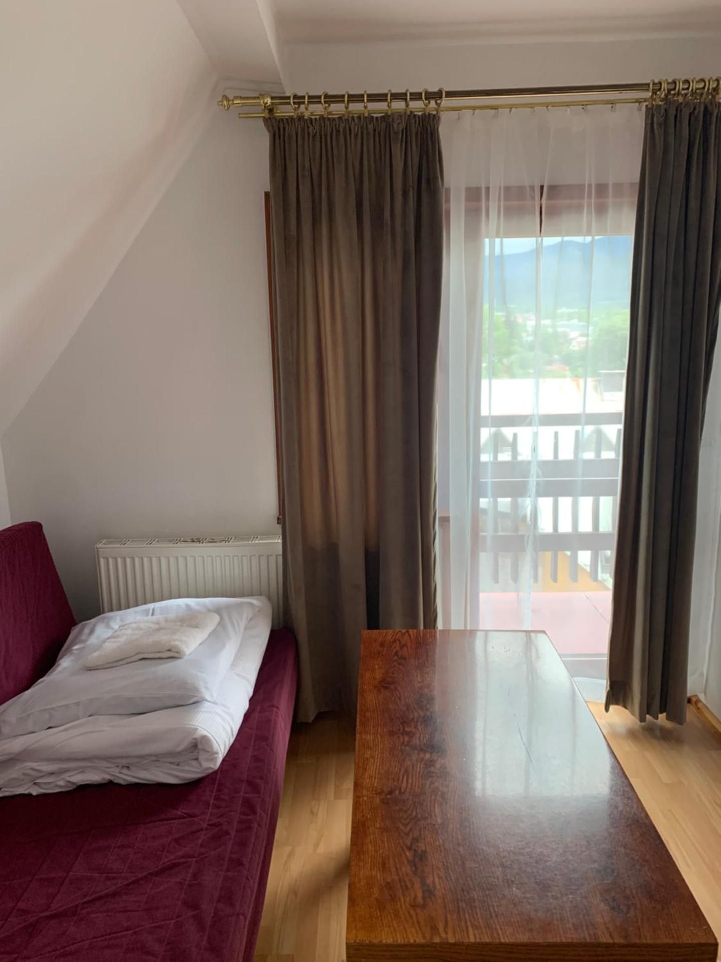Quadruple Room with Mountain View