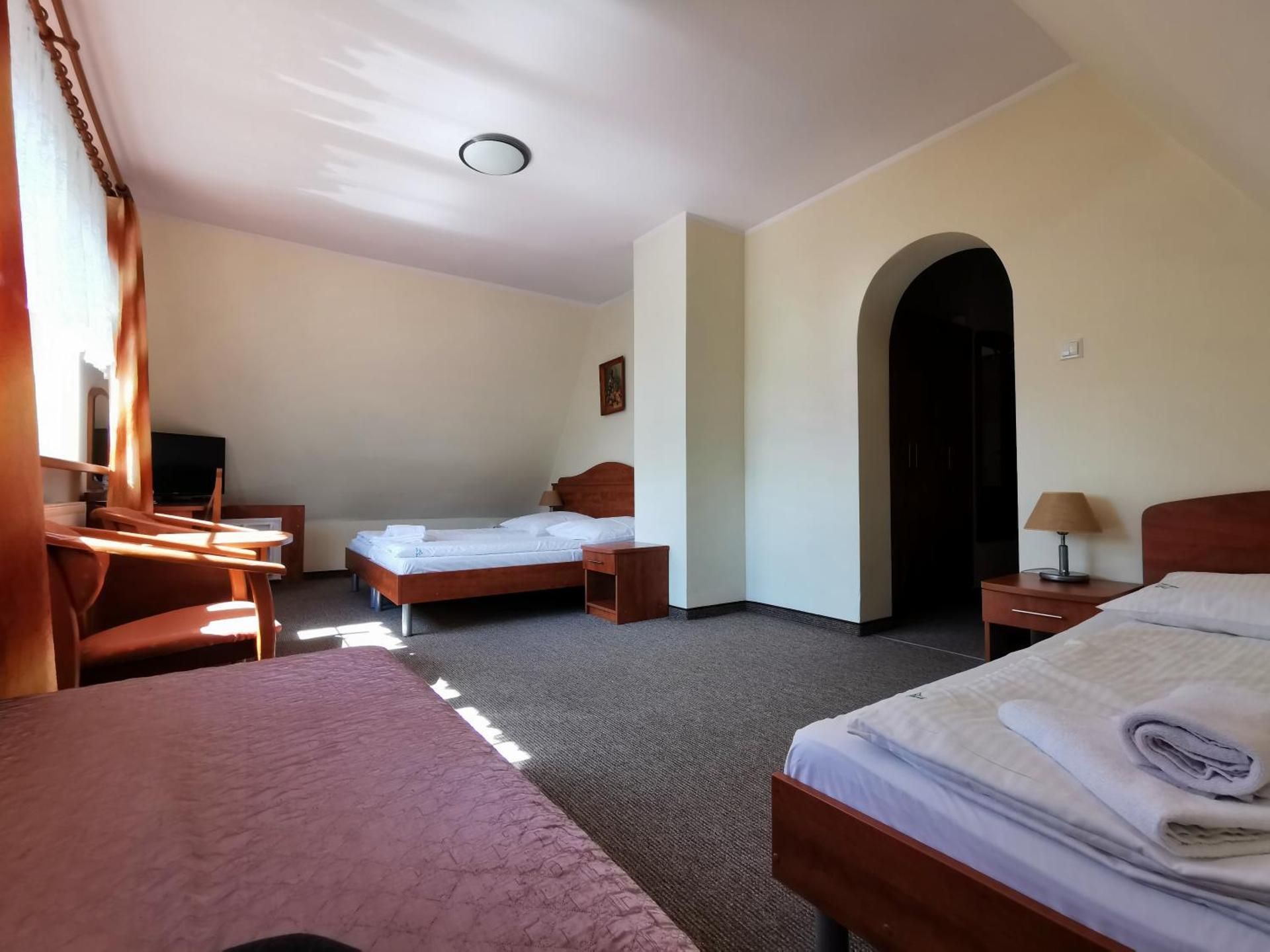 Triple Room