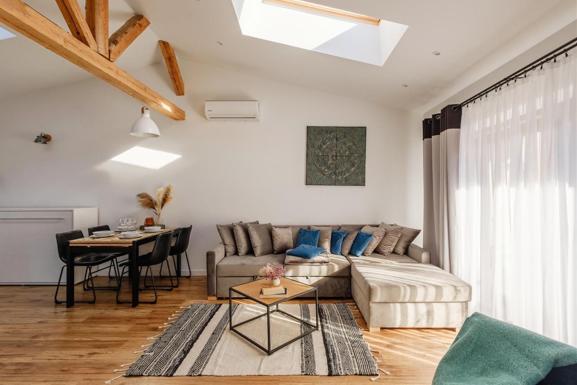 Superior Apartment