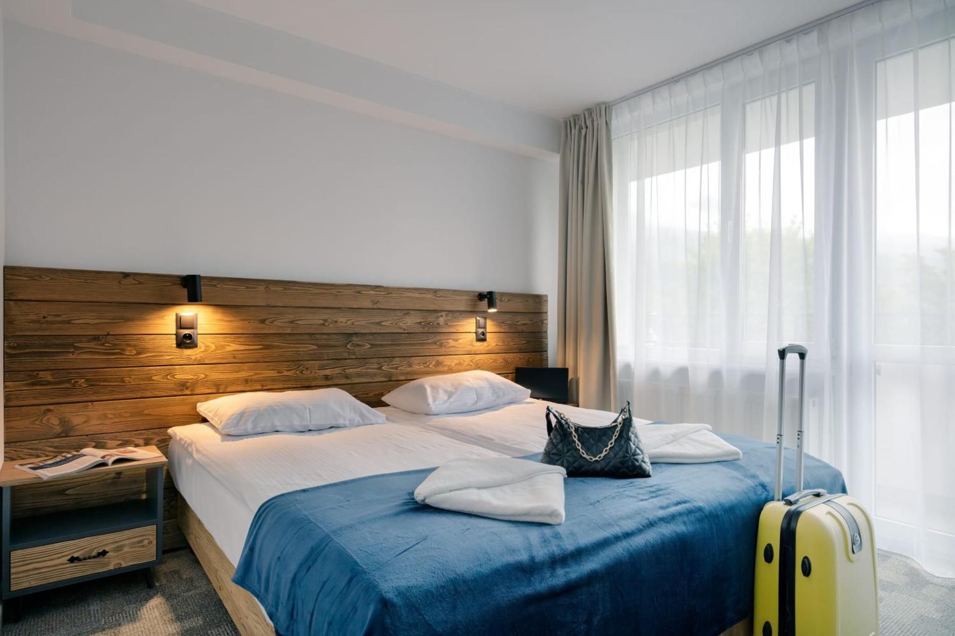 Double Room with View (2 Adults + 1 Child)